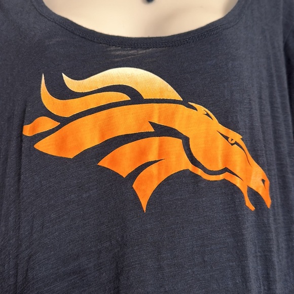 Denver Broncos woman’s long sleeve, hooded tee with pockets. - Picture 3 of 5